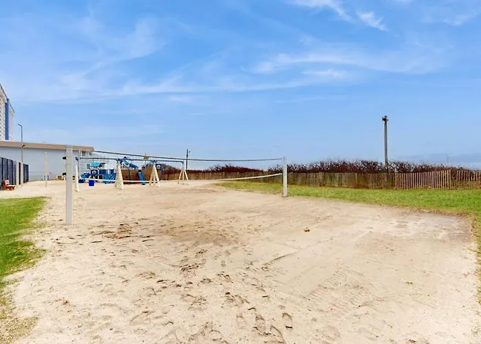 Fabulous With Balcony Pools Gym Game Tennis & Ac Ocean City